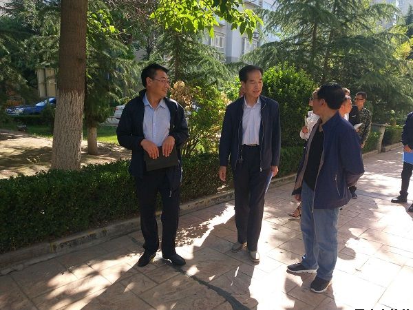 公司副總經(jīng)理文國民帶隊赴雅居物業(yè)公司考察學習(圖2) 公司副總經(jīng)理文國民帶隊赴雅居物業(yè)公司考察學習(圖2)