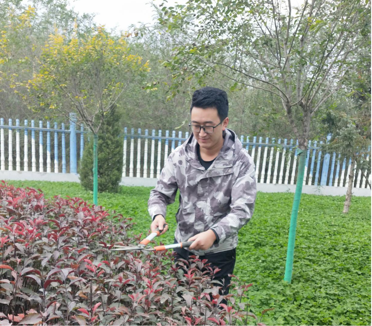 關(guān)于對(duì)首期“泓源榜樣”進(jìn)行公示的公告(圖7) 關(guān)于對(duì)首期“泓源榜樣”進(jìn)行公示的公告(圖7)