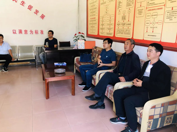 泓源公司慰問供熱三期項目一線工作人員(圖2) 泓源公司慰問供熱三期項目一線工作人員(圖2)