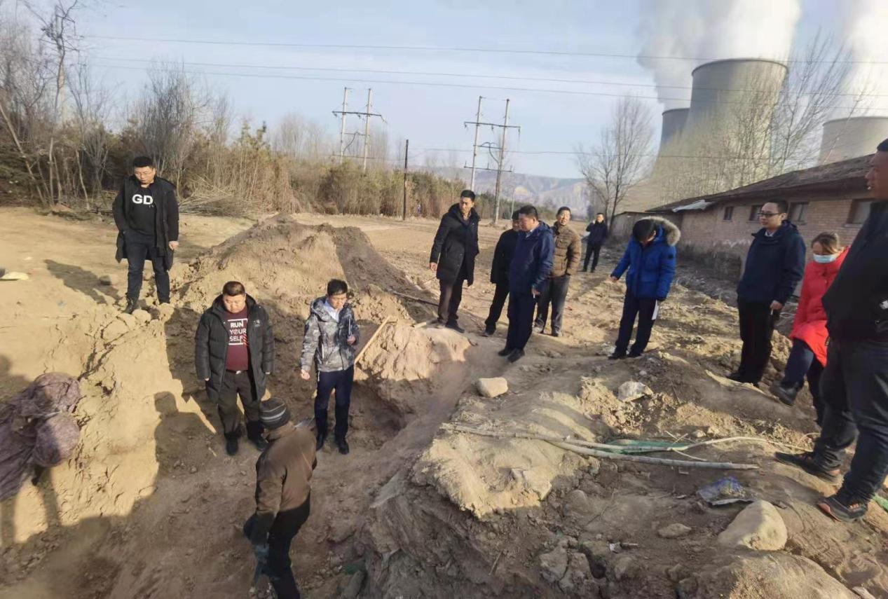 泓源公司組織開(kāi)展平?jīng)龉I(yè)園區(qū)供熱三期(東七路—涇河大道段)工程竣工驗(yàn)收(圖2) 泓源公司組織開(kāi)展平?jīng)龉I(yè)園區(qū)供熱三期(東七路—涇河大道段)工程竣工驗(yàn)收(圖2)