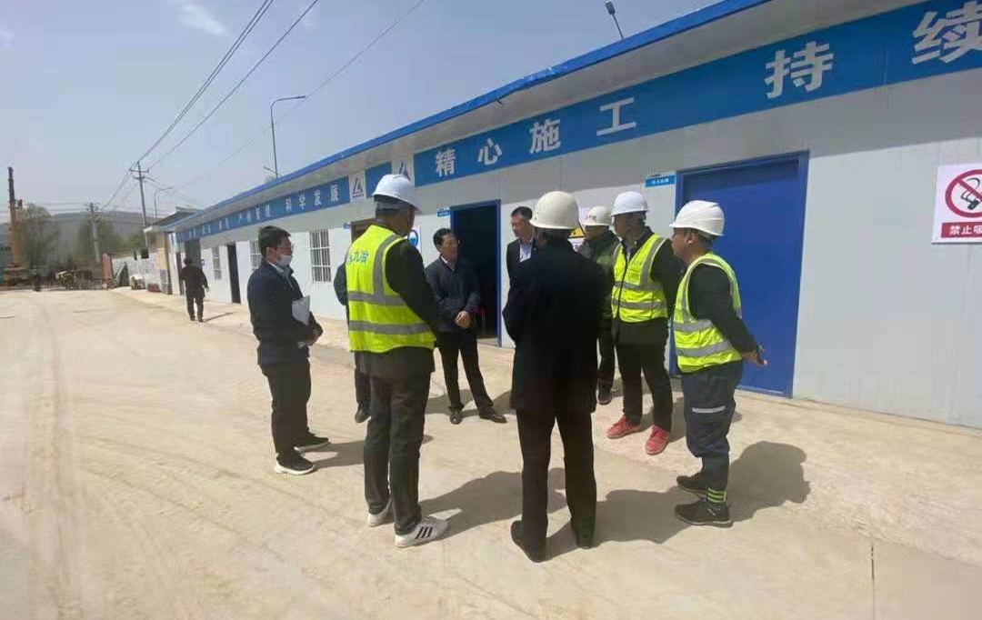 泓源公司對重點建設(shè)項目進(jìn)行質(zhì)量安全檢查(圖3) 泓源公司對重點建設(shè)項目進(jìn)行質(zhì)量安全檢查(圖3)