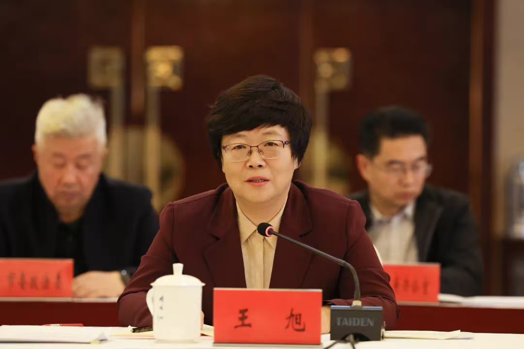 平?jīng)雠c甘肅省民航機(jī)場(chǎng)集團(tuán)簽訂平?jīng)鰴C(jī)場(chǎng)項(xiàng)目合作框架協(xié)議(圖2) 平?jīng)雠c甘肅省民航機(jī)場(chǎng)集團(tuán)簽訂平?jīng)鰴C(jī)場(chǎng)項(xiàng)目合作框架協(xié)議(圖2)